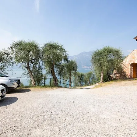 Castelli 2* Brenzone sul Garda