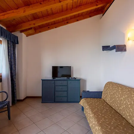 Castelli Ξενοδοχείο με διαμερίσματα Brenzone sul Garda
